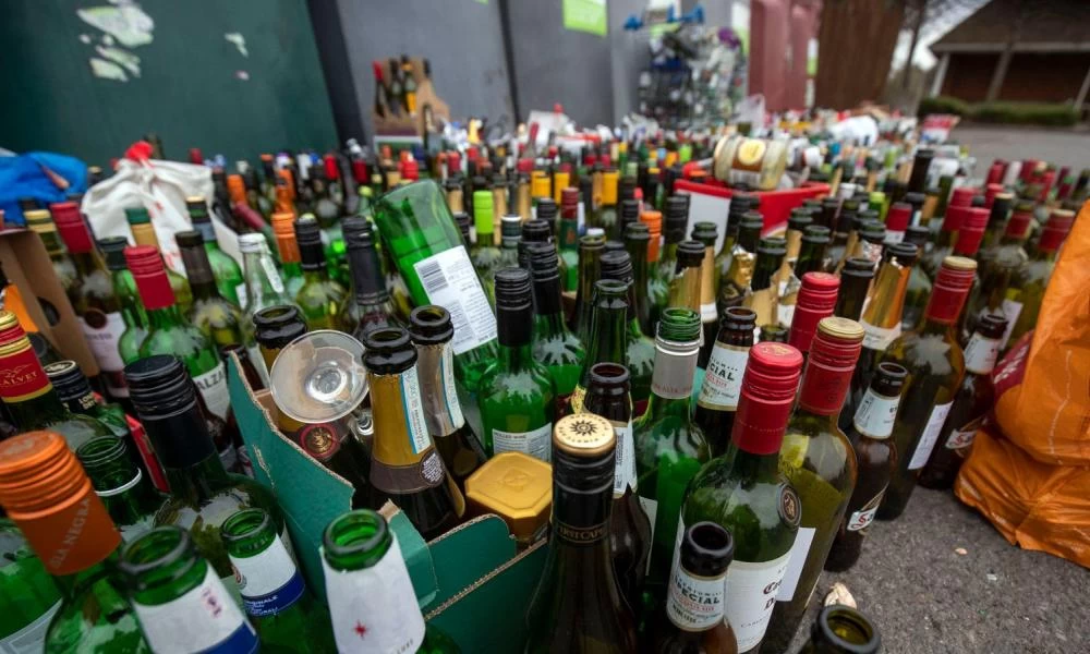 Κάβα...καβάτζα; Χωρίς αλκοόλ αυτά τα Χριστούγεννα; Δείτε τον λόγο για την...υπέρτατη απειλή!